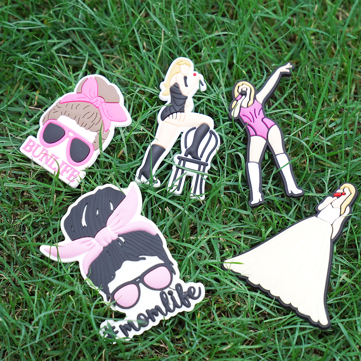 Owllaser Pink Singing Girls Charms for Bogg Bags, PVC Rubber Totes Inserts Charms Accessories for Handbag Beach